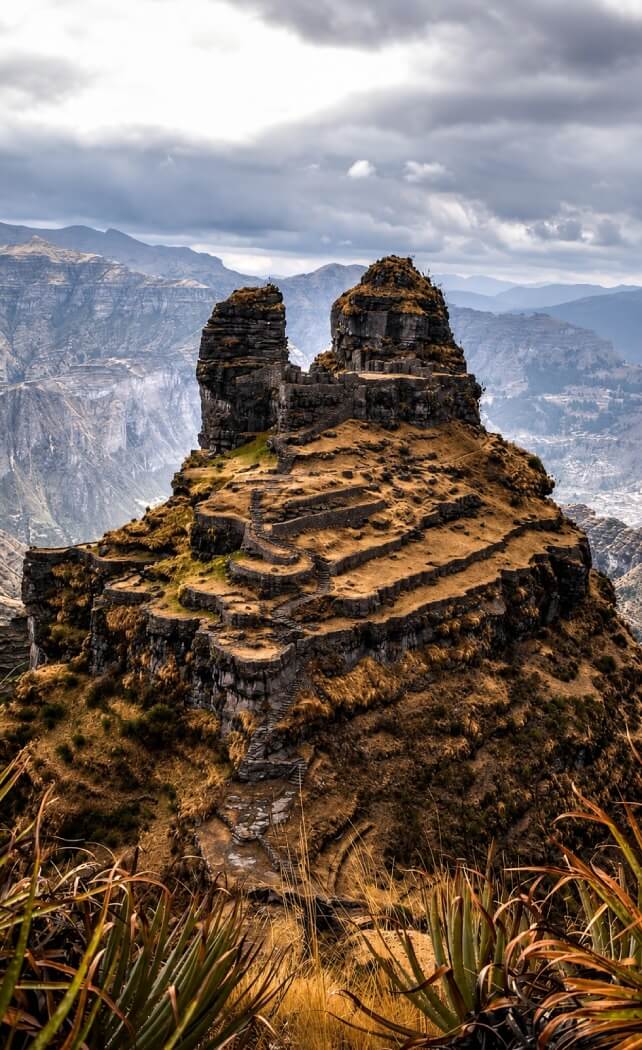 Waqrapukara, les mystérieuses ruines incas